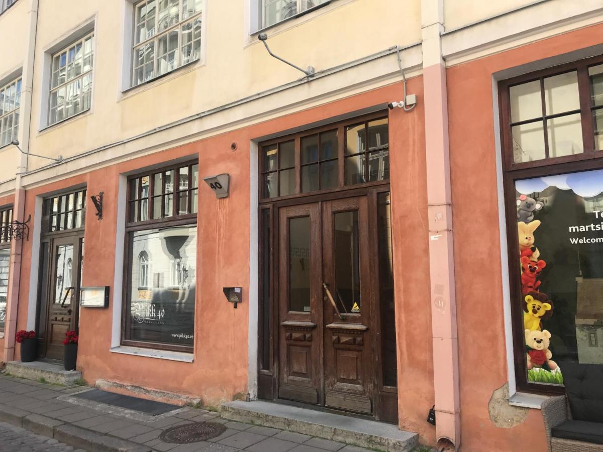 Cozy Oldtown Studio With Magnific City View Tallinn Exteriör bild